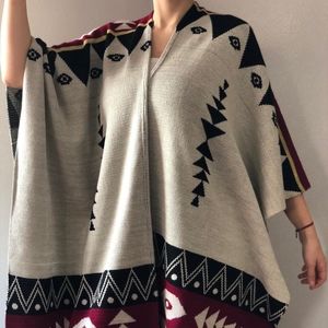Exclusive design poncho from colombia